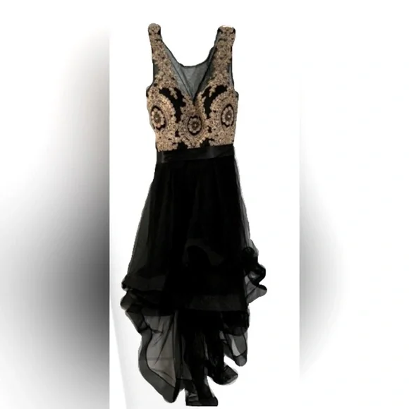 Black And Gold High Low Dress | Color: Black/Gold | Size: 5j | Lesasam360's Closet Black And Gold High Low Dress | Color: Black/Gold | Size: 5j | Lesasam360's Closet